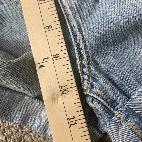 Fashion Nova Womens Shorts Size Medium Blue Medium Wash Denim Aquamarine NWT - Picture 9 of 11